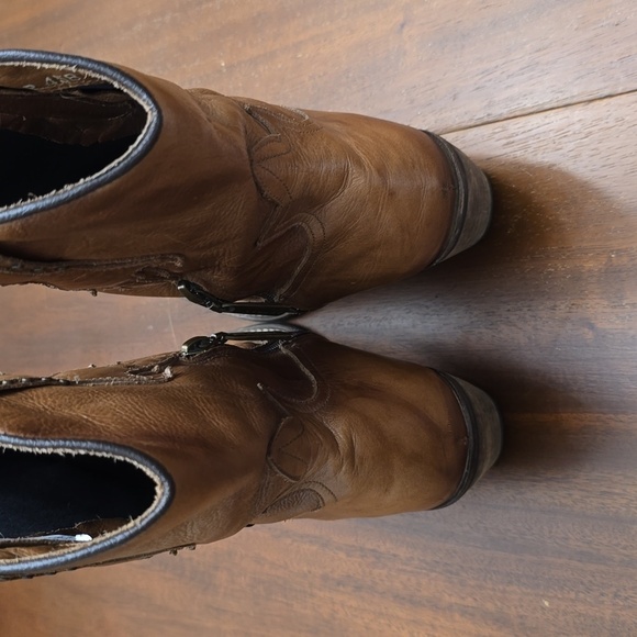 TUCSON BOOTS Women's Sz 37 Brown Leather Cowboy Boots - Picture 3 of 8